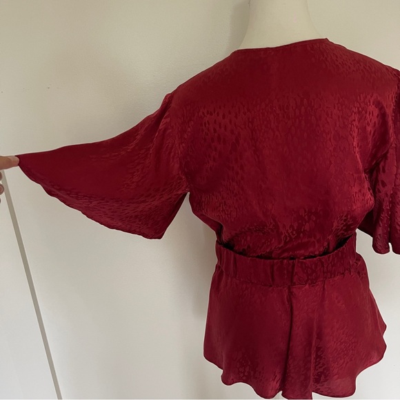 ALC red v neck peplum blouse holiday - Picture 4 of 7